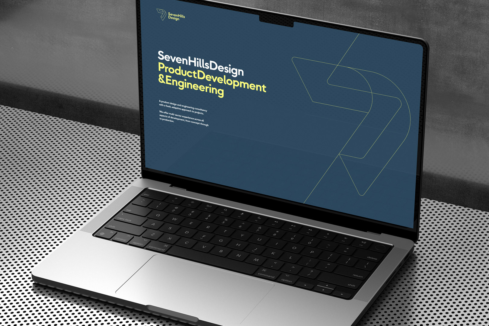 Superfried's work for [Seven Hills Design](https://www.superfried.com/projects/identity/seven-hills-design/), using Strawford