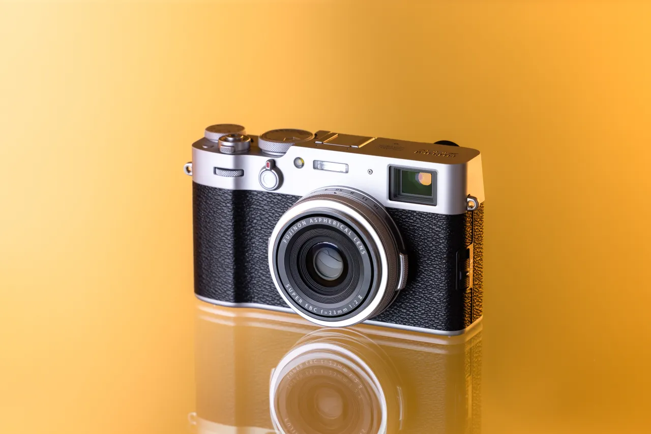 [Fujifilm X100V](https://www.mpb.com/en-uk/product/fujifilm-x100v)