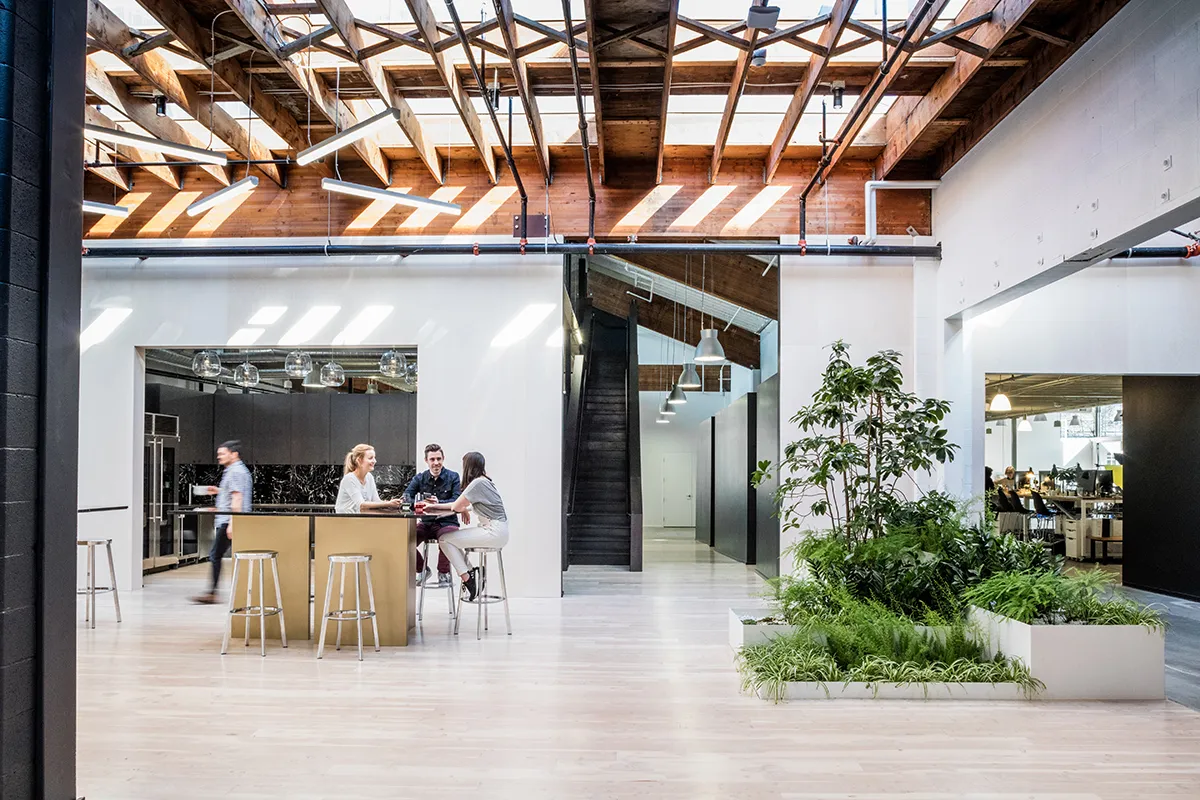 Swift Central Kitchen: All pathways lead to the centrally located kitchen — the heartbeat of any agency — equipped with kombucha on tap and a pair of marble-topped bars for spontaneous meet-ups.