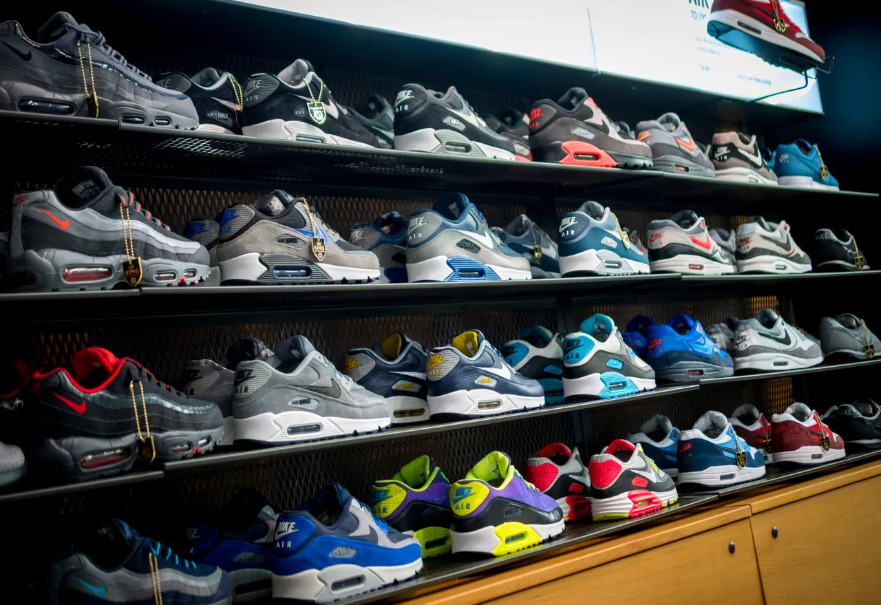 JD Sports – lenscap50 / stock.adobe.com