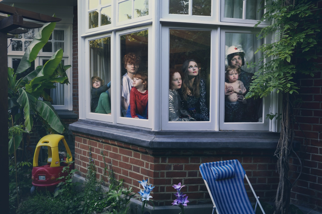 Sophie Ellis-Bextor and Richard Jones, Lockdown Day 53 © Julia Fullerton-Batten
