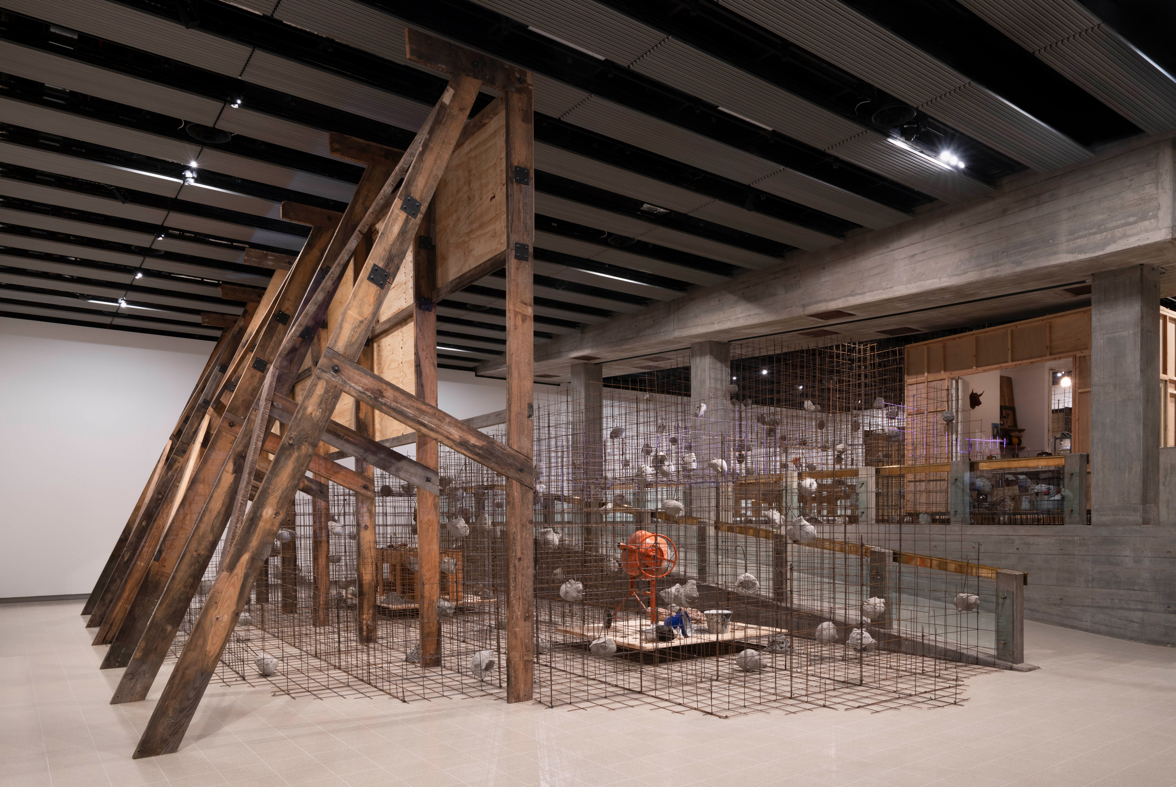 Installation view of Mike Nelson, Studio Apparatus for Kunsthalle Münster - A Thematic Instalment Observing the Calendrical Celebration of its Inception, 2014. Photo: Matt Greenwood. Courtesy the artist and the Hayward Gallery