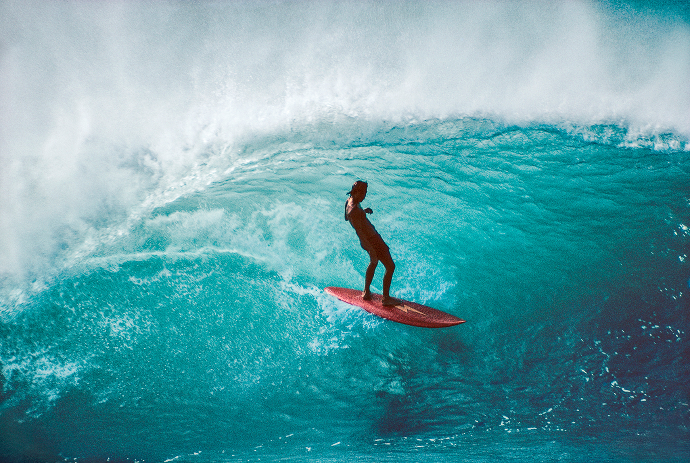 Gerry Lopez, Pipeline, Hawaii 1975 – Photo © Jeff Divine