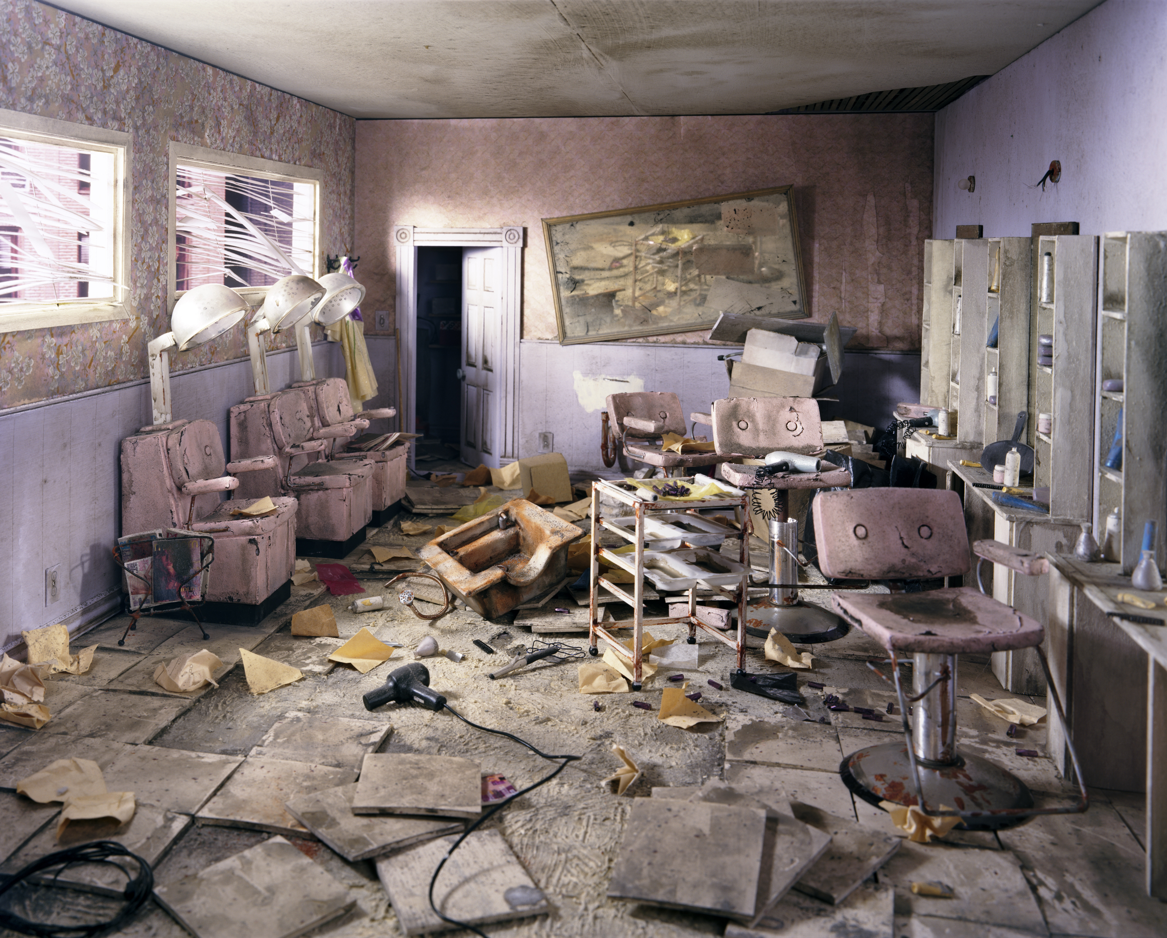 © Lori Nix and Kathleen Gerber